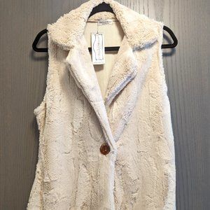 BNWT Faux Fur Vest